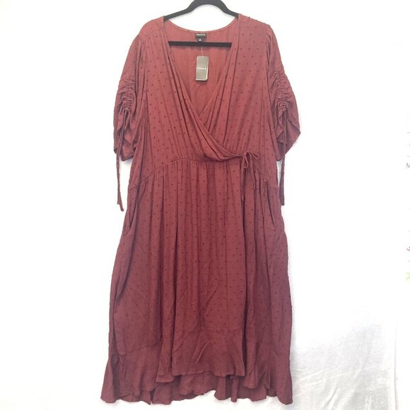 NWT Torrid Swiss Dot Midi Dress Womens 4X 26 Maroon Surplice Wrap Pocket Boho - Picture 1 of 15